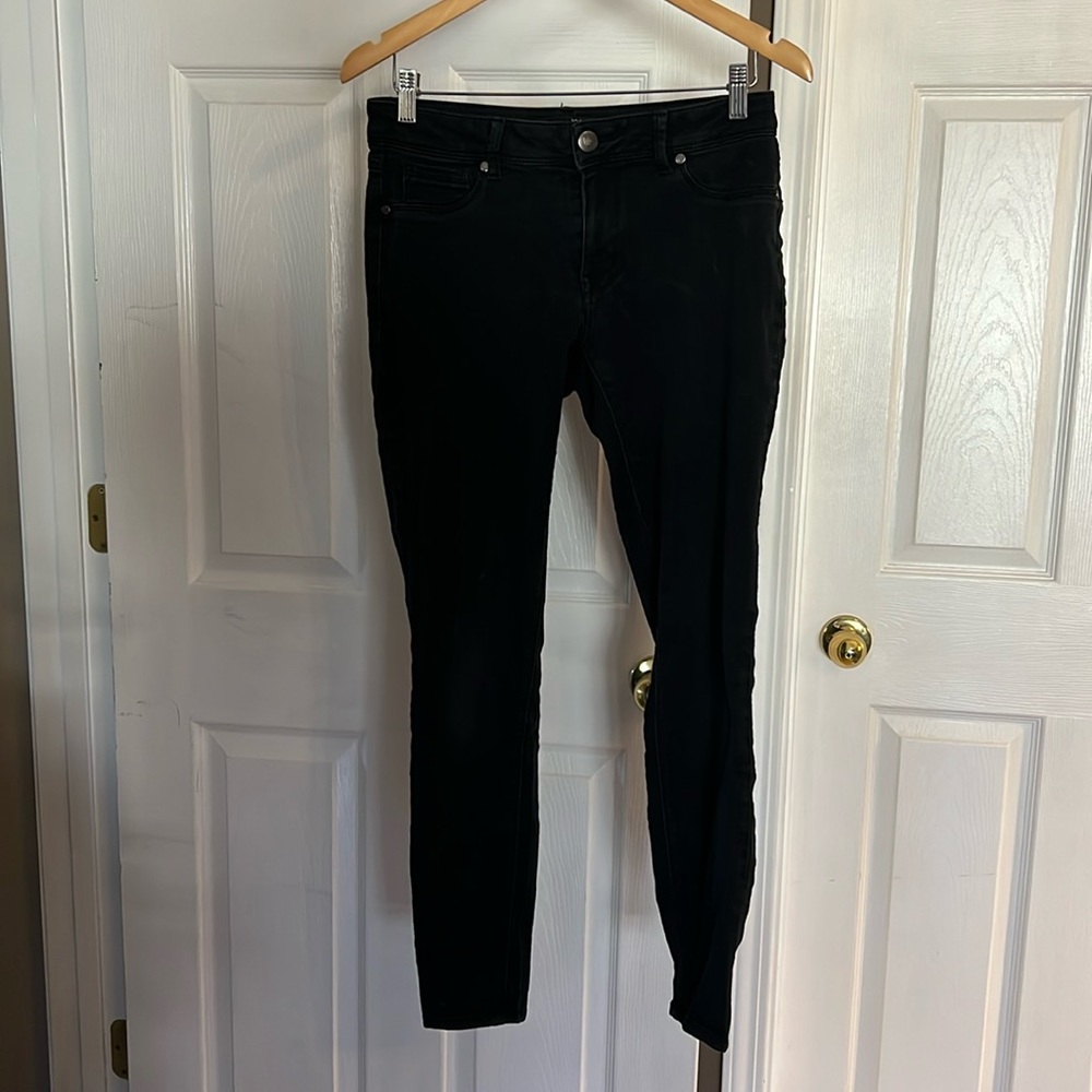Black Jegging Style Jeans